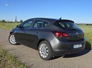 Grajewo ogłoszenia: Sprzedam Opel Astra J z 2010 roku silnik 1.7 diesel. Bogato... - zdjęcie