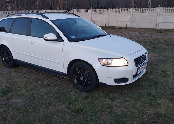 Grajewo ogłoszenia: Sprzedam volvo v50 2.0 diesel 136km 2010rok produkcji przebieg 299...