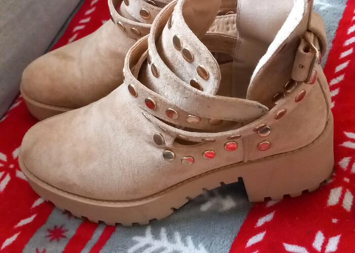 Grajewo ogłoszenia: Sprzedam buty raz założone roz 36 cena 60zl