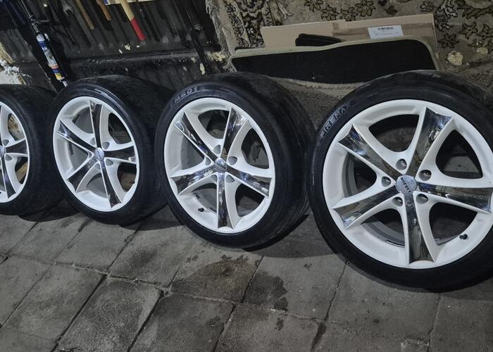 Grajewo ogłoszenia: Sprzedam komplet kół do BMW.
5x120
Et20
8j szerokość 
74,1...
