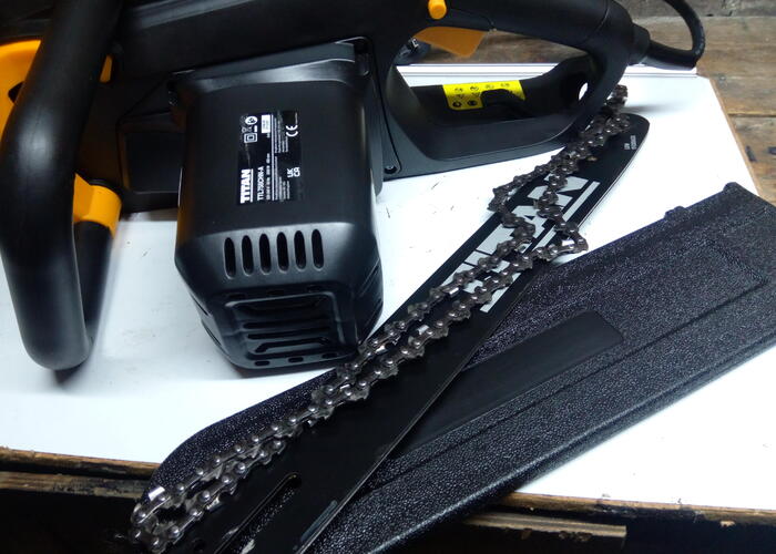 Grajewo ogłoszenia: Odsprzedam piłę elektryczną przywieziona wiosna z Niemiec....